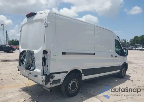 2024 Ford Transit-250 из США, поврежденный, VIN 1FTBR1C86RKB18111